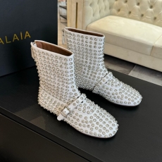 Alaia Boots